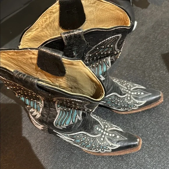 Beautiful corral boots - Picture 1 of 2